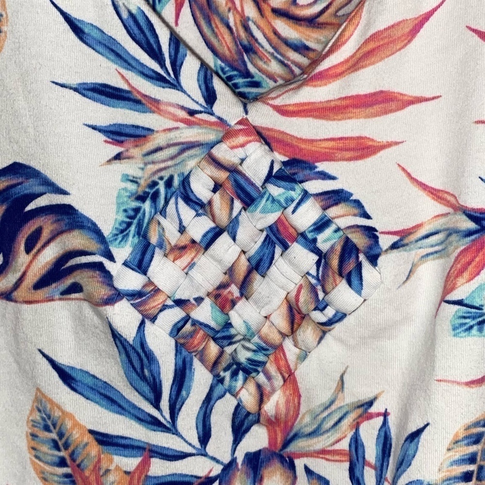 Caribbean Joe Tropical Leaf V-neck Short Sleeve Shirt, Vacation - Picture 5 of 7